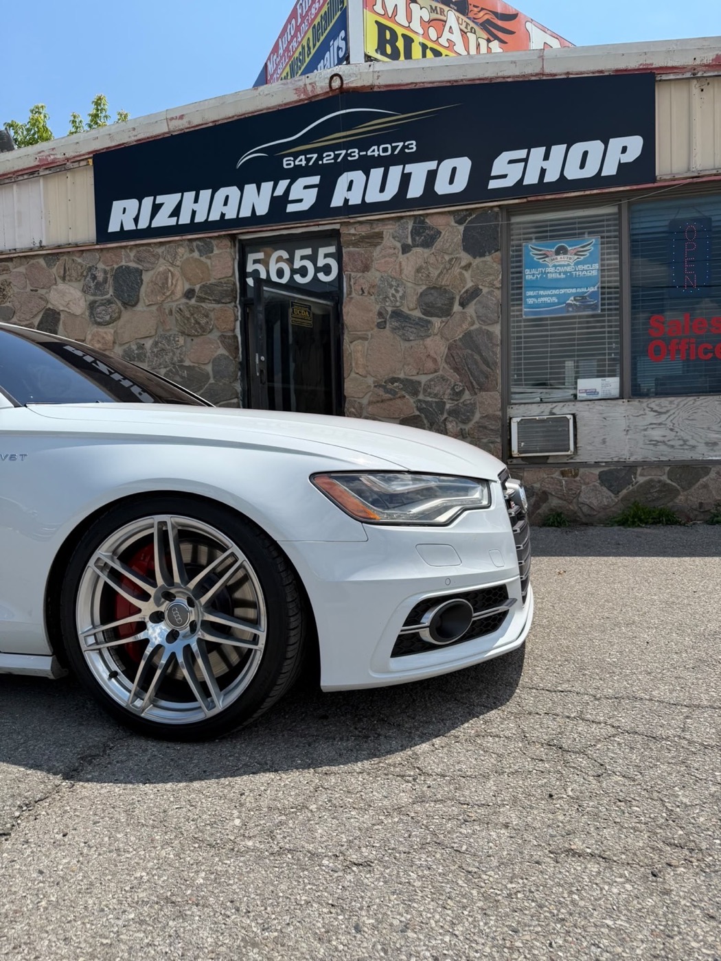 Rizhan's Auto Shop storefront at 5655 Hwy 7, Vaughan
